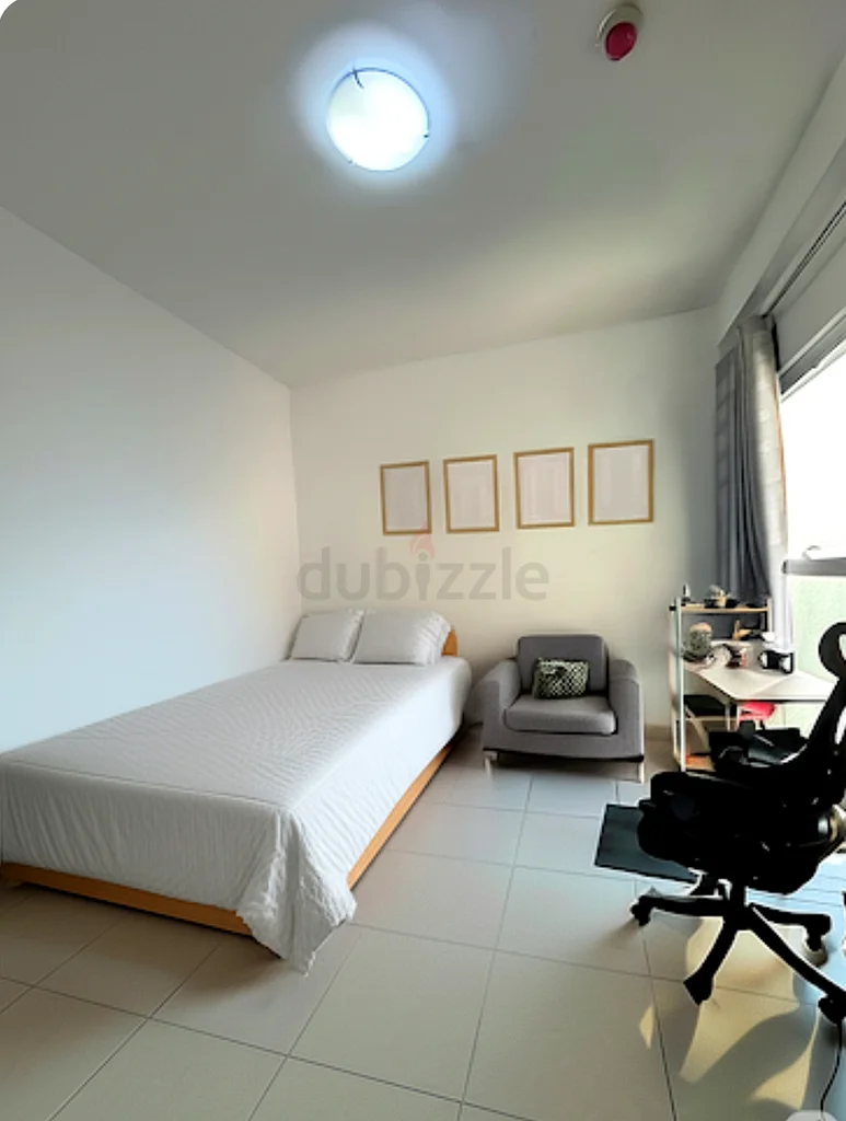غرفة نوم رئيسية مفروشة للإداريين أو للأزواج63218792962179112