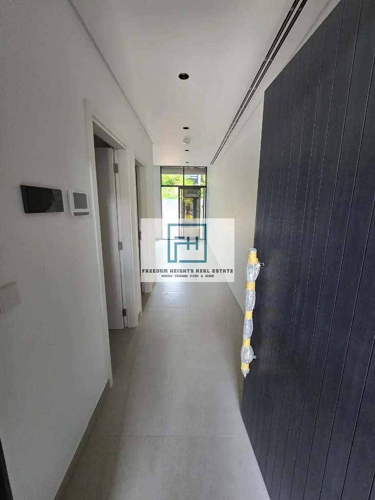 🏡 فيلا حضرية أنيقة مكونة من 4 غرف نوم للإيجار63154623288322113