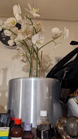 Artificial  orchid flowers