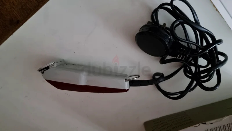 ماكينة حلاقة شعر احترافية لتلبية احتياجات التجميل63172209218946112