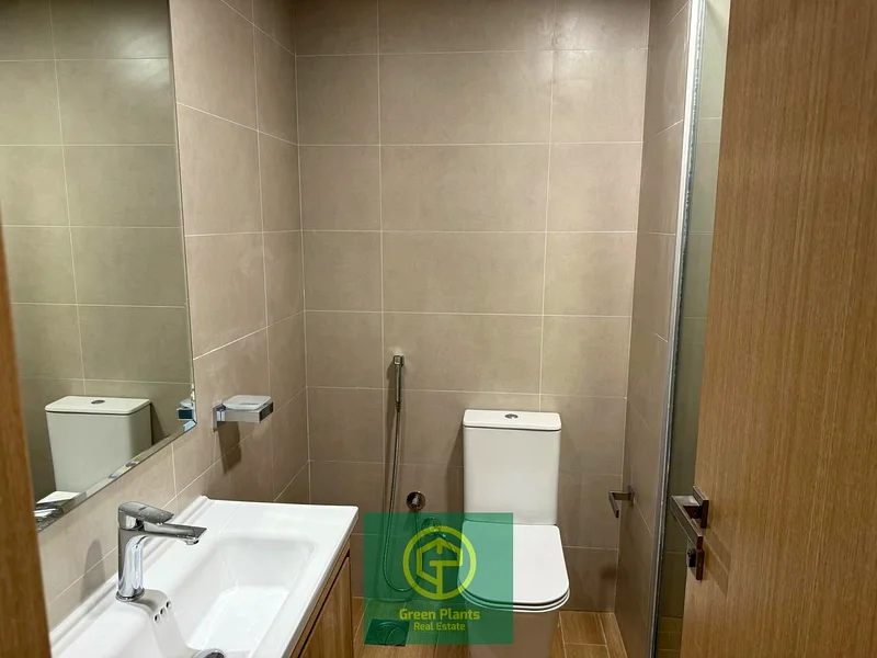 رُكن (3) شقة جديدة مكونة من غرفة نوم واحدة متوفرة للإيجار63268793001729114