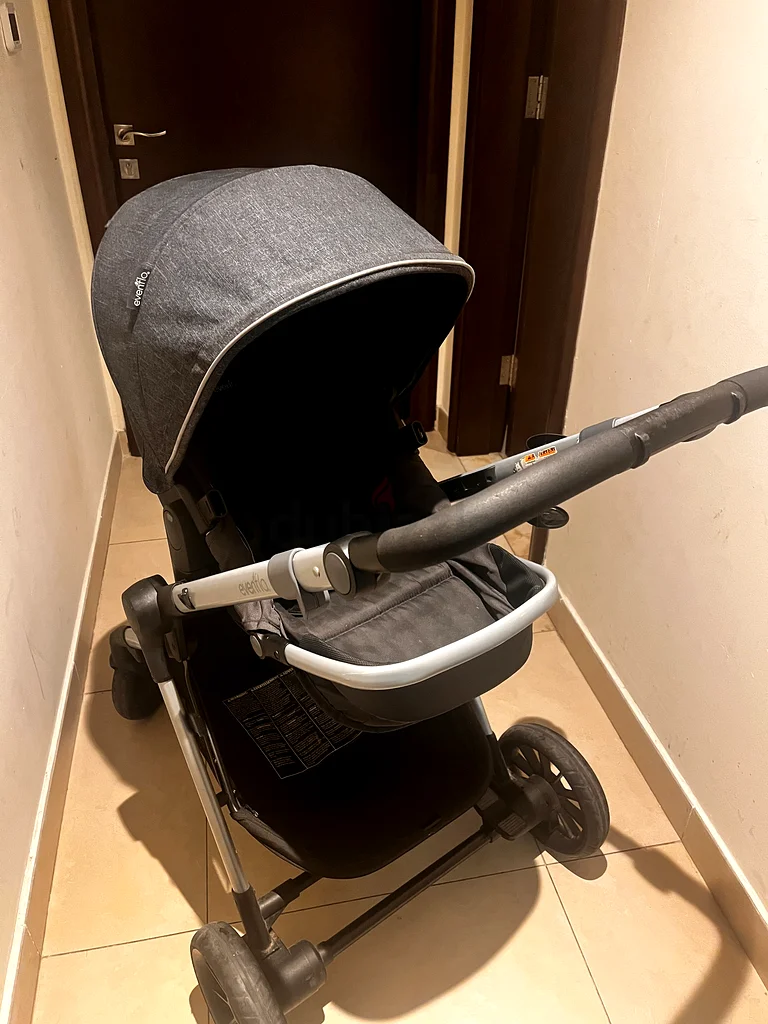 نظام سفر إيفنفلو، عربة أطفال مع مقعد سيارة63174808349443111
