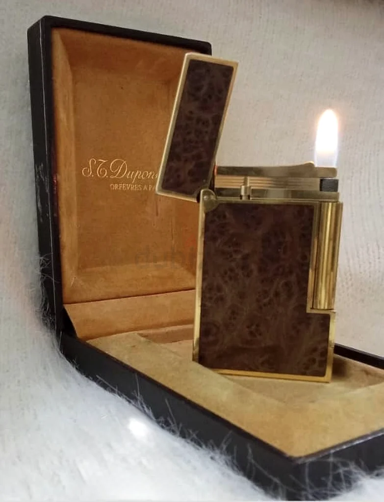 S.T. Dupont – Brown Lacquer Lighter with Gold Trim, with Original Box63225741387137111