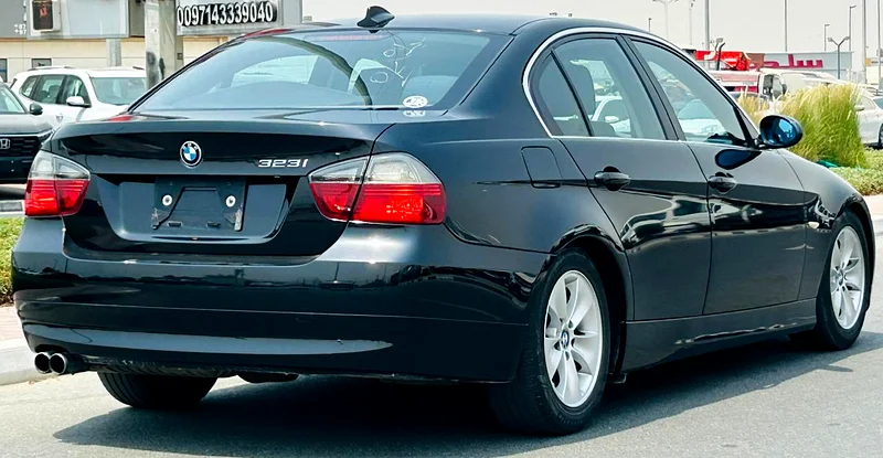بي إم دبليو 323i | 2006 | وثيقة نظيفة | استيراد حديث من اليابان63232620236931114
