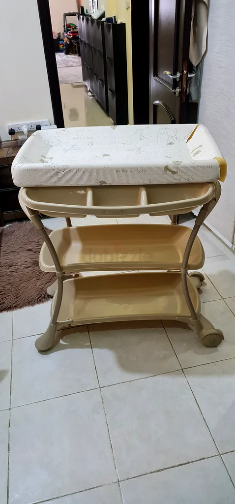 Changing Table and Shower for babies (Mamas and Papas brand - Millie + Boris)63175287172994111
