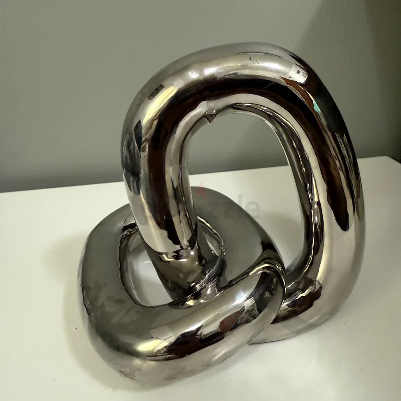 Sleek Modern Metal Decorative Sculpture for Your Home63179380232707113
