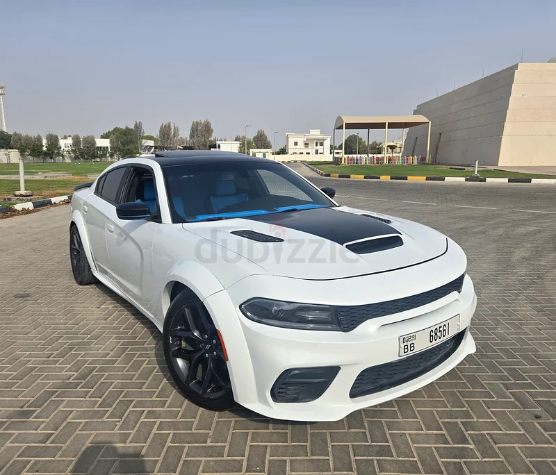 Dodge charger 2019 RT mid with sunroof full option63173123011586114