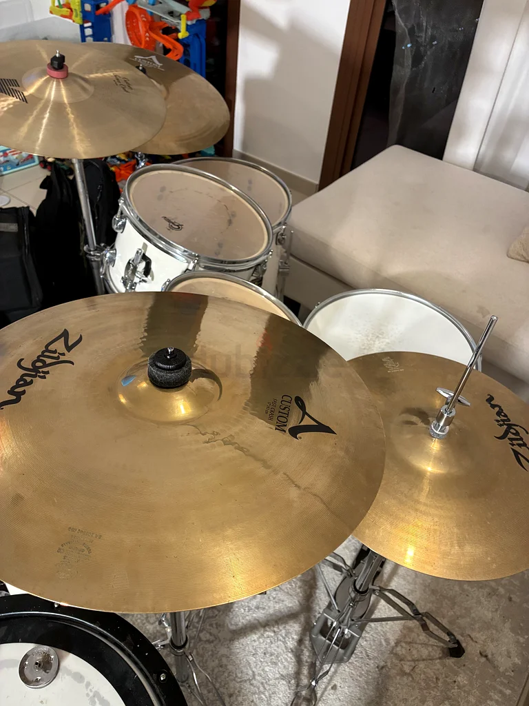 17 Zildjian A-Custom Crash63231196728450111