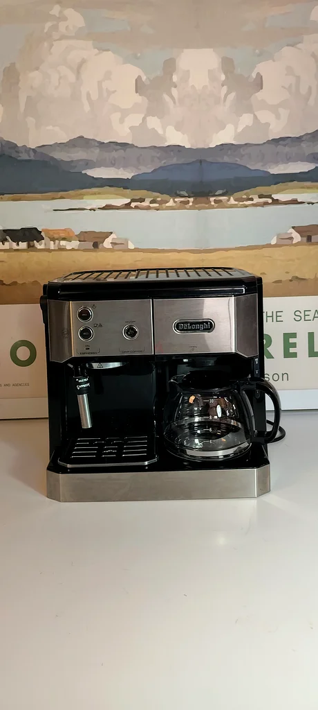 Barista at Home: Delonghi Espresso Machine for Coffee Lovers!632524411228181123