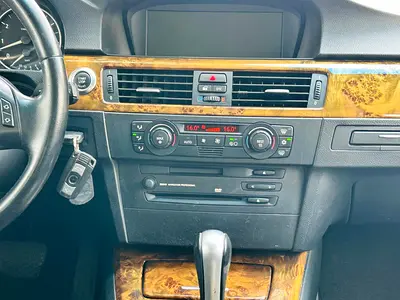 صورة 14 لـ 2006 BMW 3-SERIES