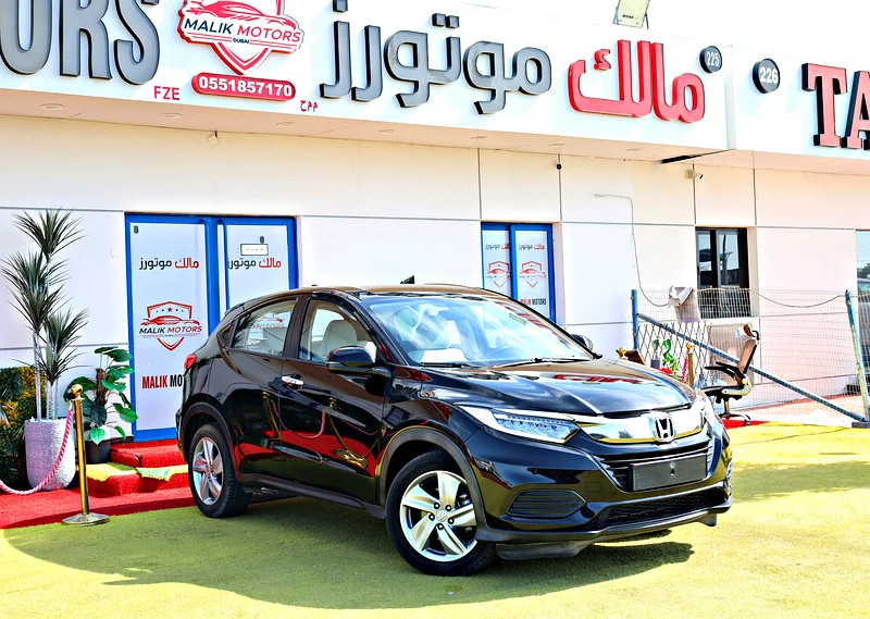 1180 درهم شهريًا، هوندا HR-V موديل 2021 بمواصفات الخليج، متاحة بنظام التمويل البنكي بدون دفعة أولى أو نقدًا.63174307783937112