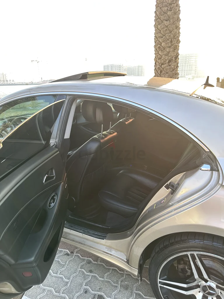 Mercedes CLS50063164769246211112