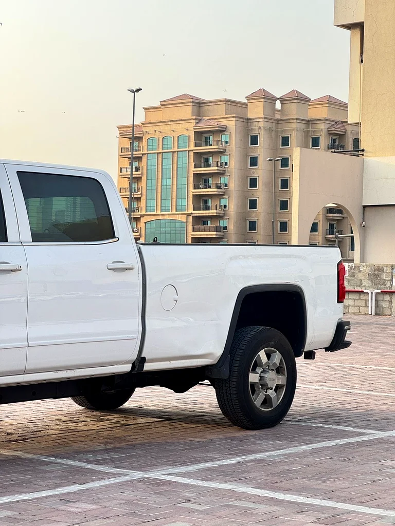 GMC Sierra double cabin 2018 4-Wheel Drive White GCC Clean Car63174775979267113