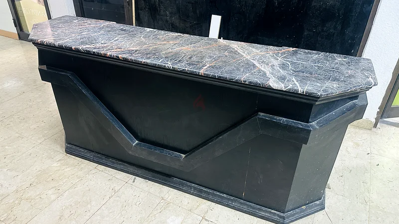 Elegant Black Marble-Topped Sideboard for Sale!63219817540097112
