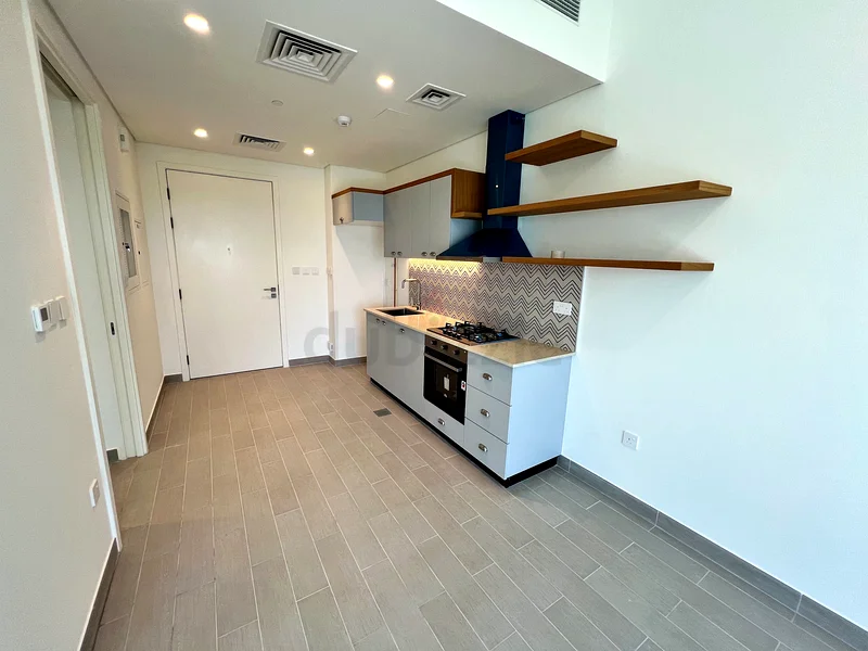 Modren Style 1BR apt Brand New | Near Golf Course63310644010881114