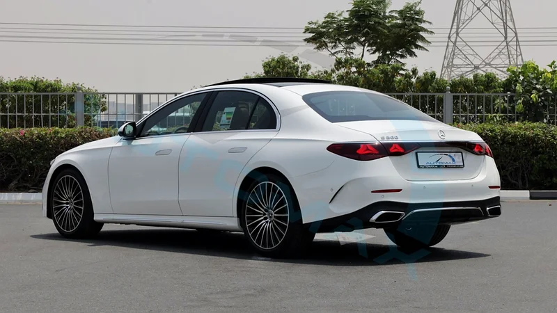 (5-Year Warranty or 105,000 KM at Official Dealer) 2025 MERCEDES-BENZ AMG E 200 2.0L RWD GCC 0KM63232620250627114