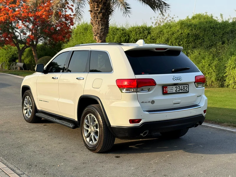 Grand Cherokee Limitted V6 GCC Full Service History Zero Accidents63155552007938114