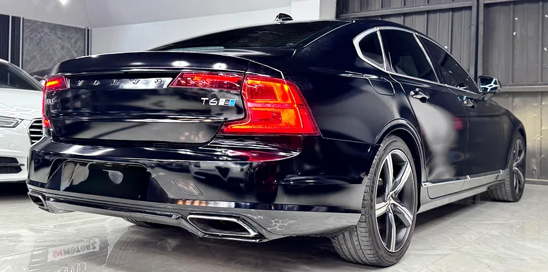 2017 VOLVO S90 T6 R DESIGN WARRANTY AND FINANCE AVAILABLE63221301270530114