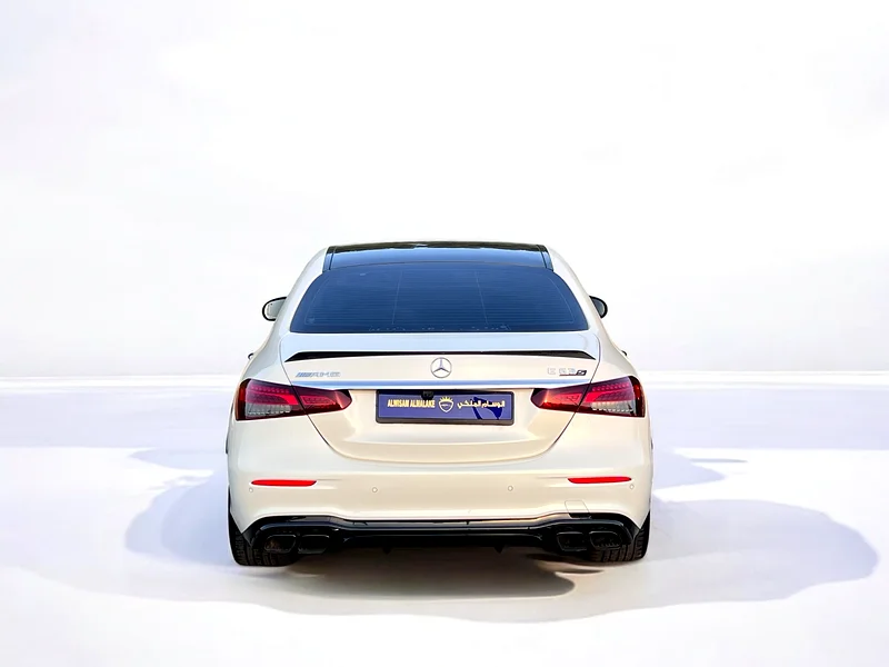 Mercedes Benz E63s AMG 2021 GCC63161067593346114