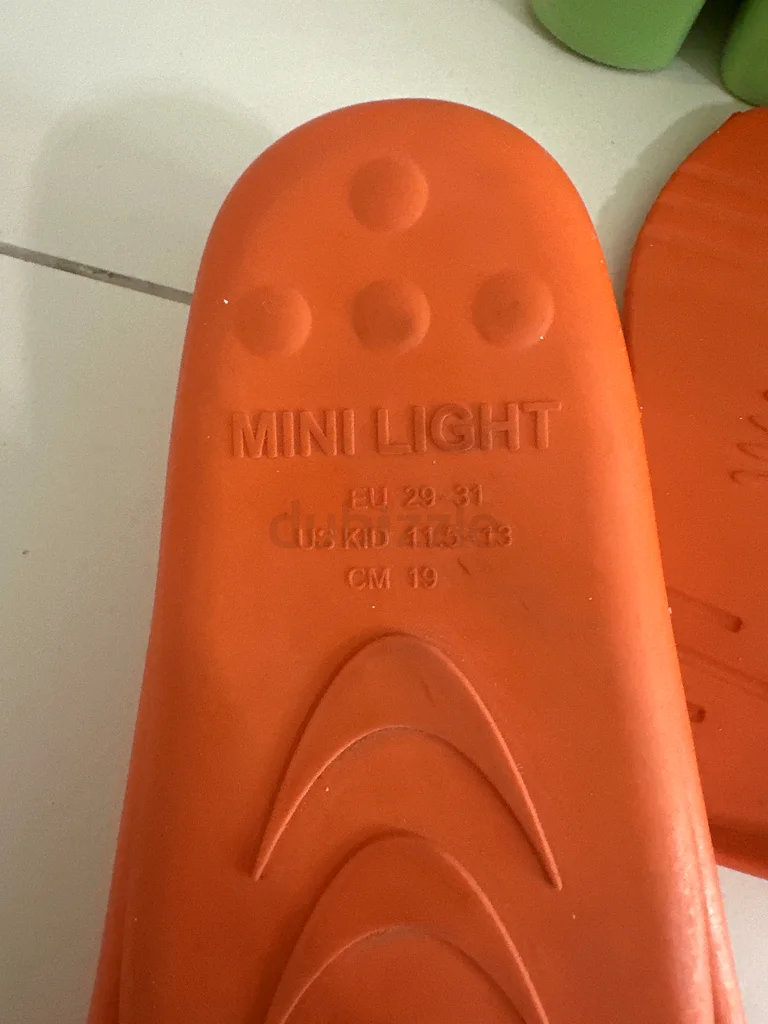 Dive into Adventure: Premium Swimming Fins and Kickboard Set!63242691626243111