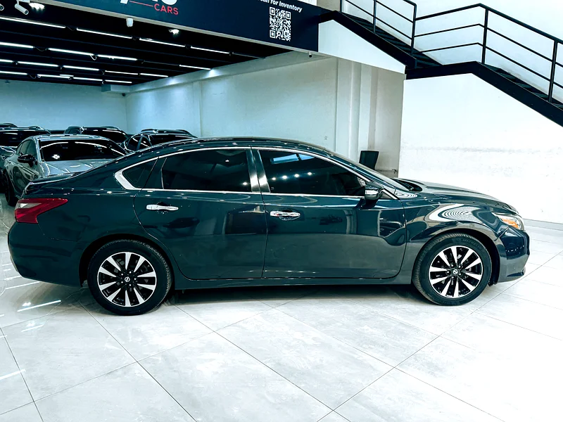 2018 Nissan Altima SL 2.5L V4 // EMI Starting from 770 AED63149120120451113