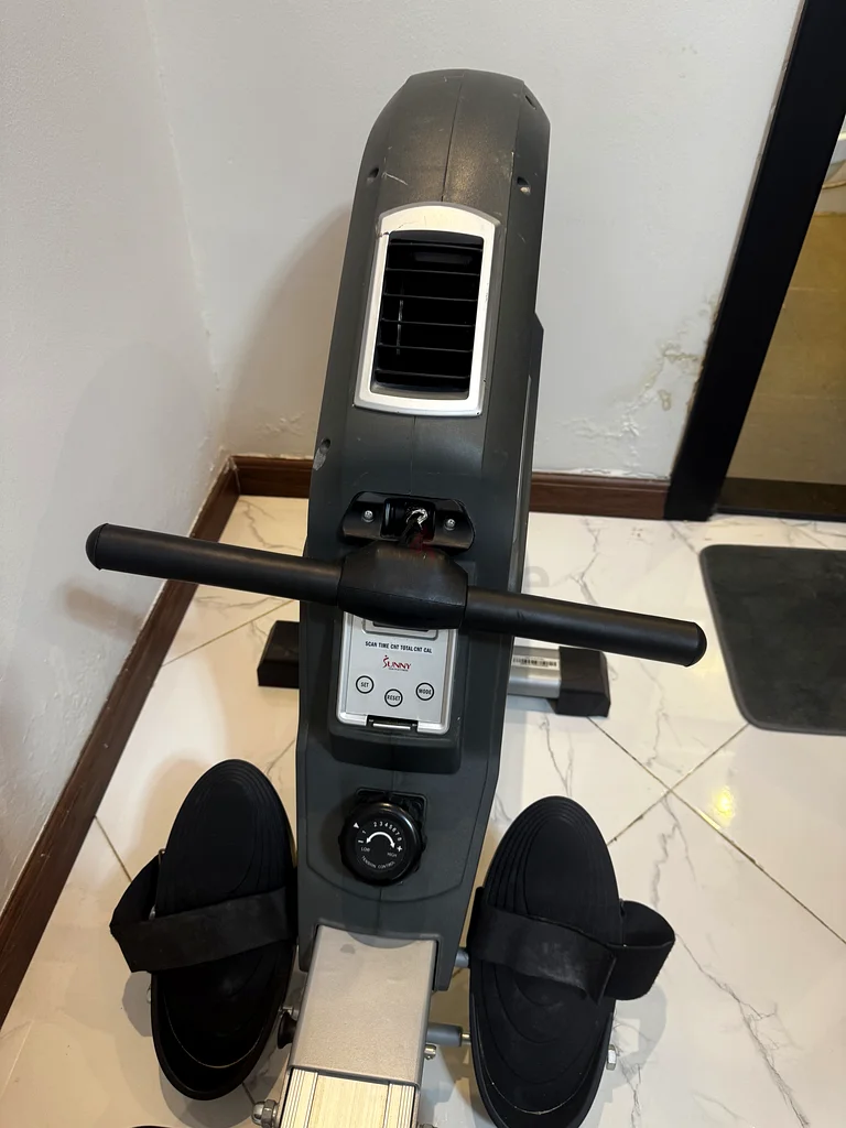 آلة التجديف سانى63170857875842112