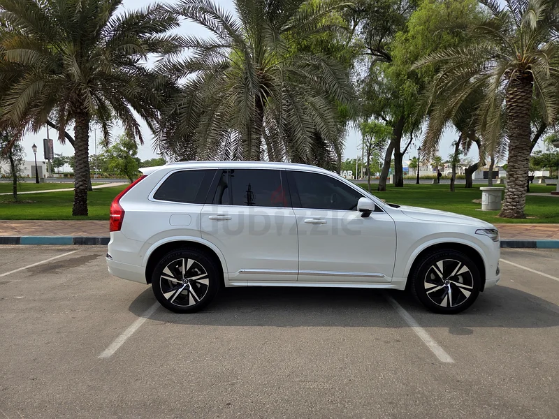 VOLVO XC90 - B5 PLUS BRIGHT - 11/2024 - crystal white pearl over charcoal black interior -63221301682818113