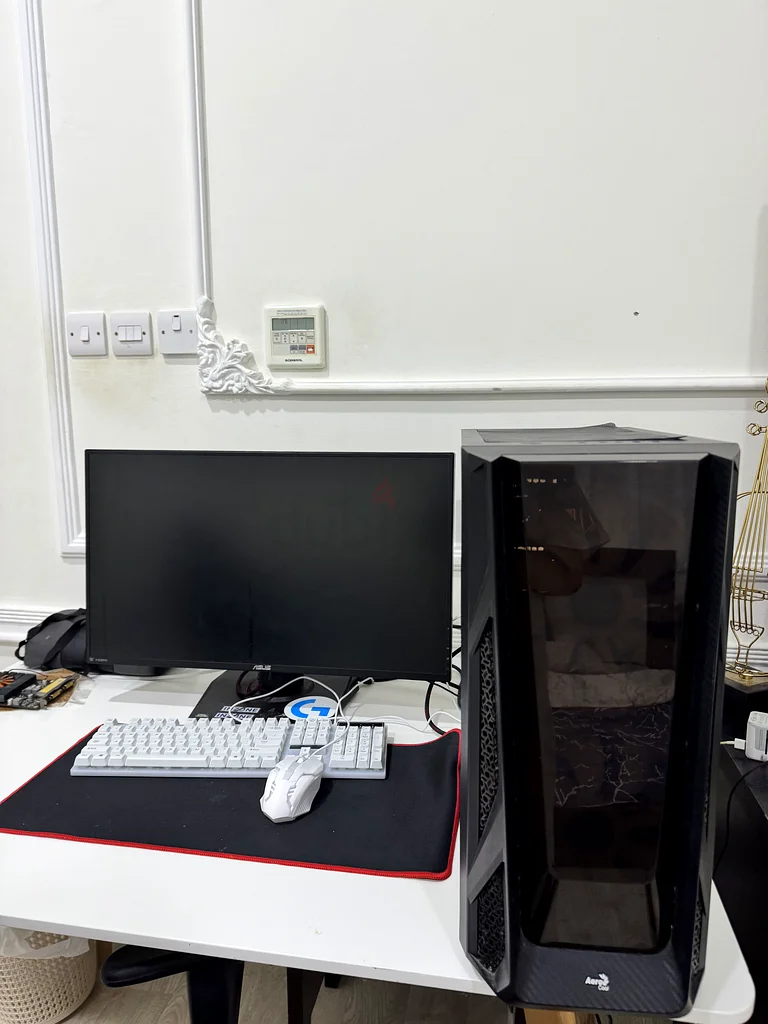 High-Resolution Computer Monitor for Sale!63256067922946112