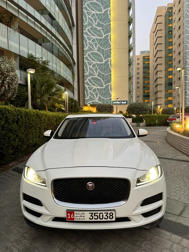Jaguar F Pace in great condition first owner63221824793089114