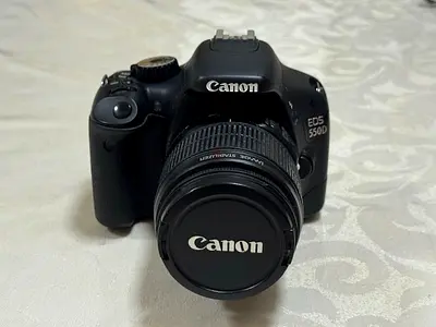 Canon EOS 550D DSLR Camera – Excellent Condition (Negotiable)