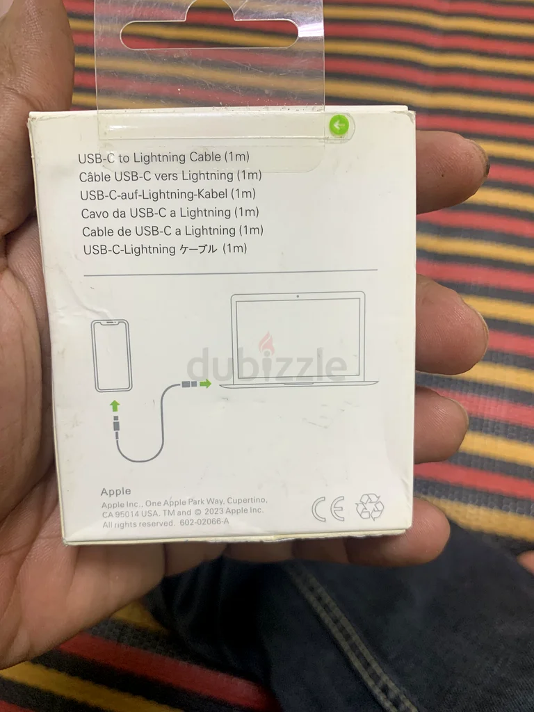 كابل شحن سريع من Apple بنوعية Type-C (السعر الأصلي 70 درهمًا إماراتيًا)63221854754050112