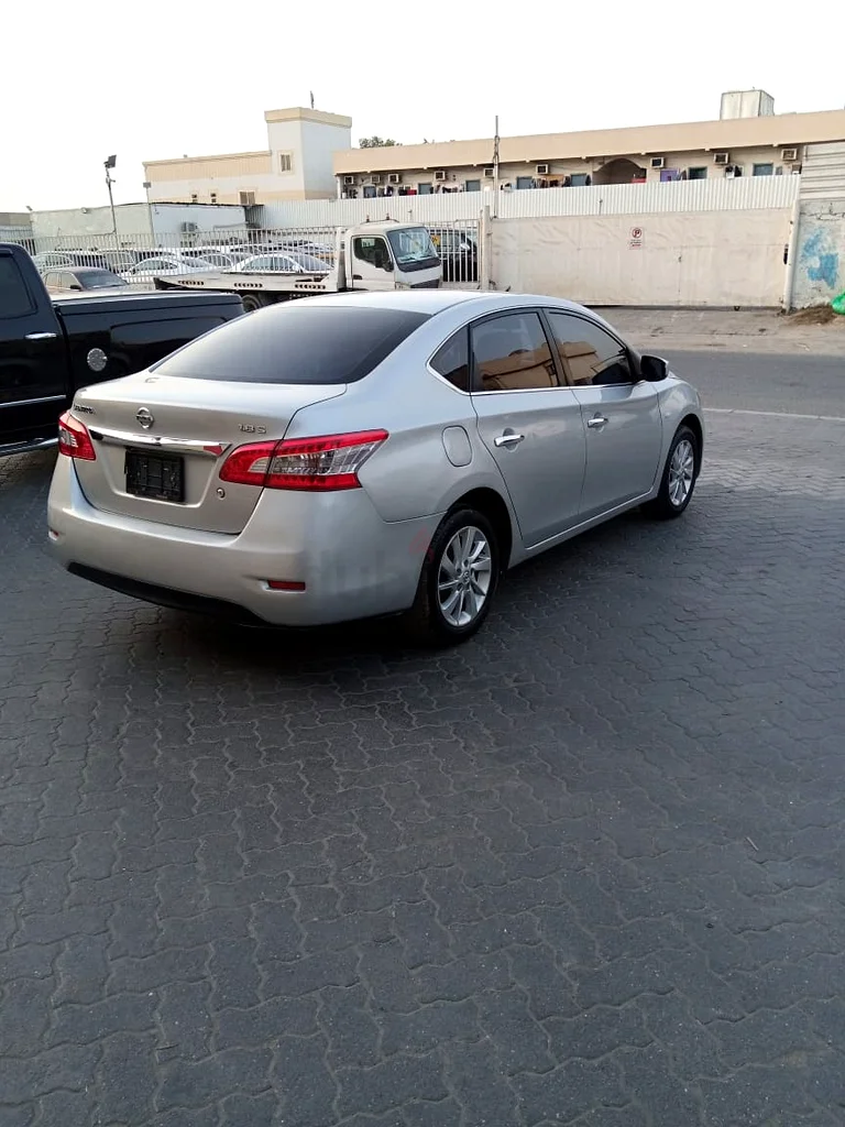 Nissan  sentra 2016 gcc631675597772821119