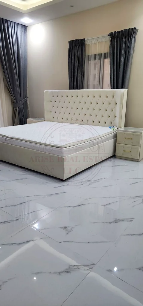 شقة مفروشة بالكامل مكونة من 5 غرف نوم للإيجار في الجهة 2 العجمان بسعر 150 ألف فقط63294270486913113
