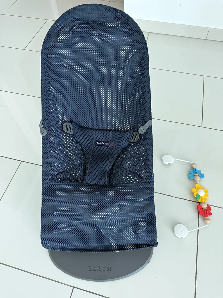 BabyBjorn Bouncer Bliss - Navy Blue + Toy63205890731650111