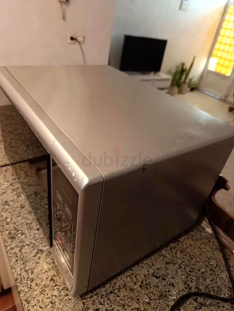 مايكروويف بلاك آند ديكر بسعة 30 لترًا مع شواية، السعر يشمل التوصيل، بيع عاجل63248250503171111