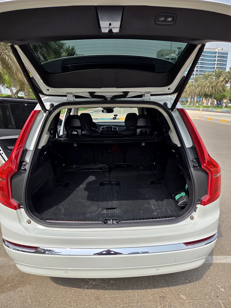 VOLVO XC90 - B5 PLUS BRIGHT - 11/2024 - crystal white pearl over charcoal black interior -63221301682818112