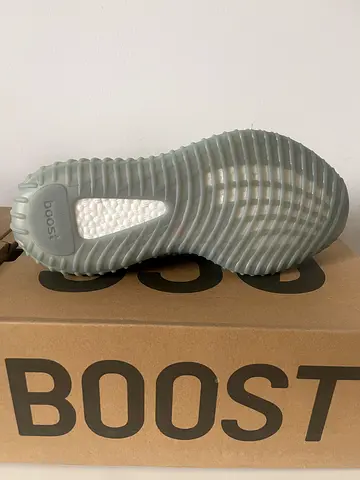 Yeezy 350 v2 blue color