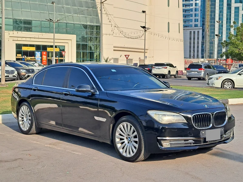 GCC BMW 730LI  2014 V6 3.0L FULL OPTION63160610373250113