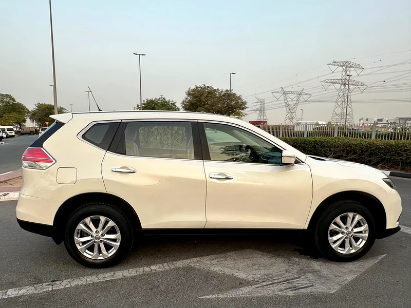 نissan x-trail موديل 2017 خليجي متوسطة الخيارات حالة جيدة جدًا63166628071809113