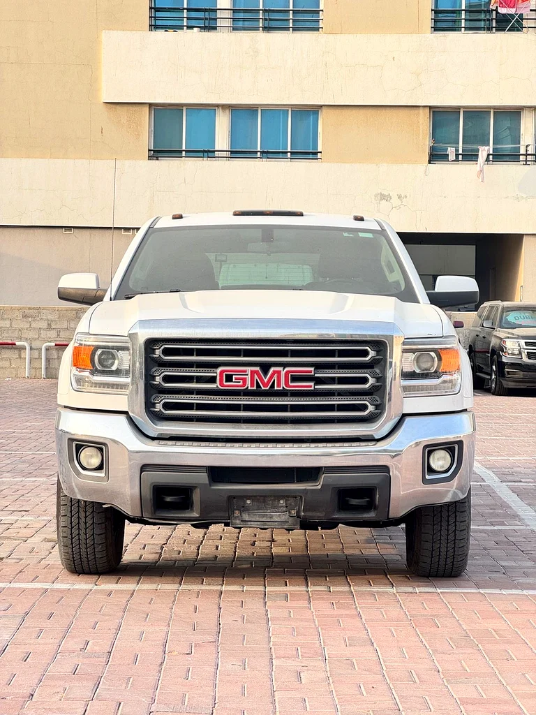 GMC Sierra double cabin 2018 4-Wheel Drive White GCC Clean Car63174775979267111