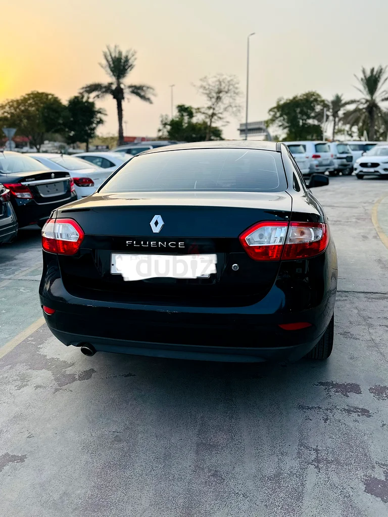 Car for sale 2015 Model Renault fluence63221302020738112