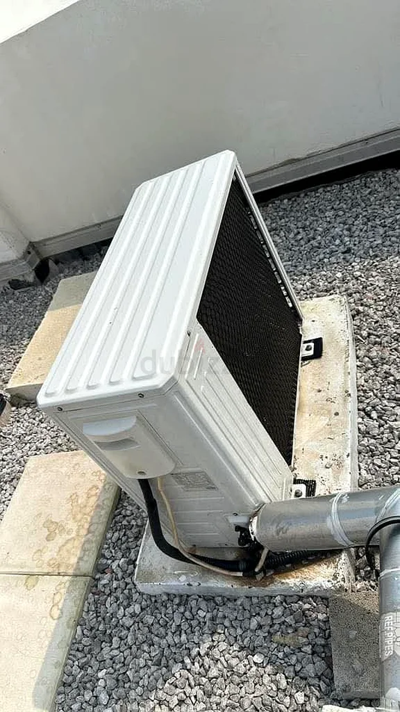 خدمة تنظيف مكيفات بـ 90 درهم63219835822467116
