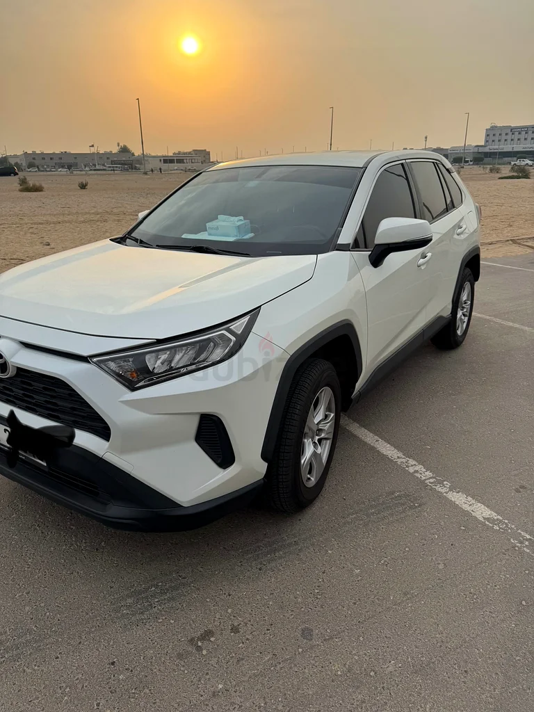 تويوتا راف 4 2021 بدون حوادث، وكأنها جديدة63146741679874112