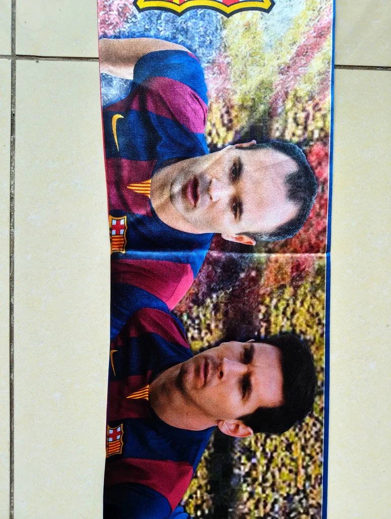 شال في تي جي نادي برشلونة بطل، ميسي، نيمار، إنييستا، سواريز، بيكيه، تشافي، أبطال63209343339139114