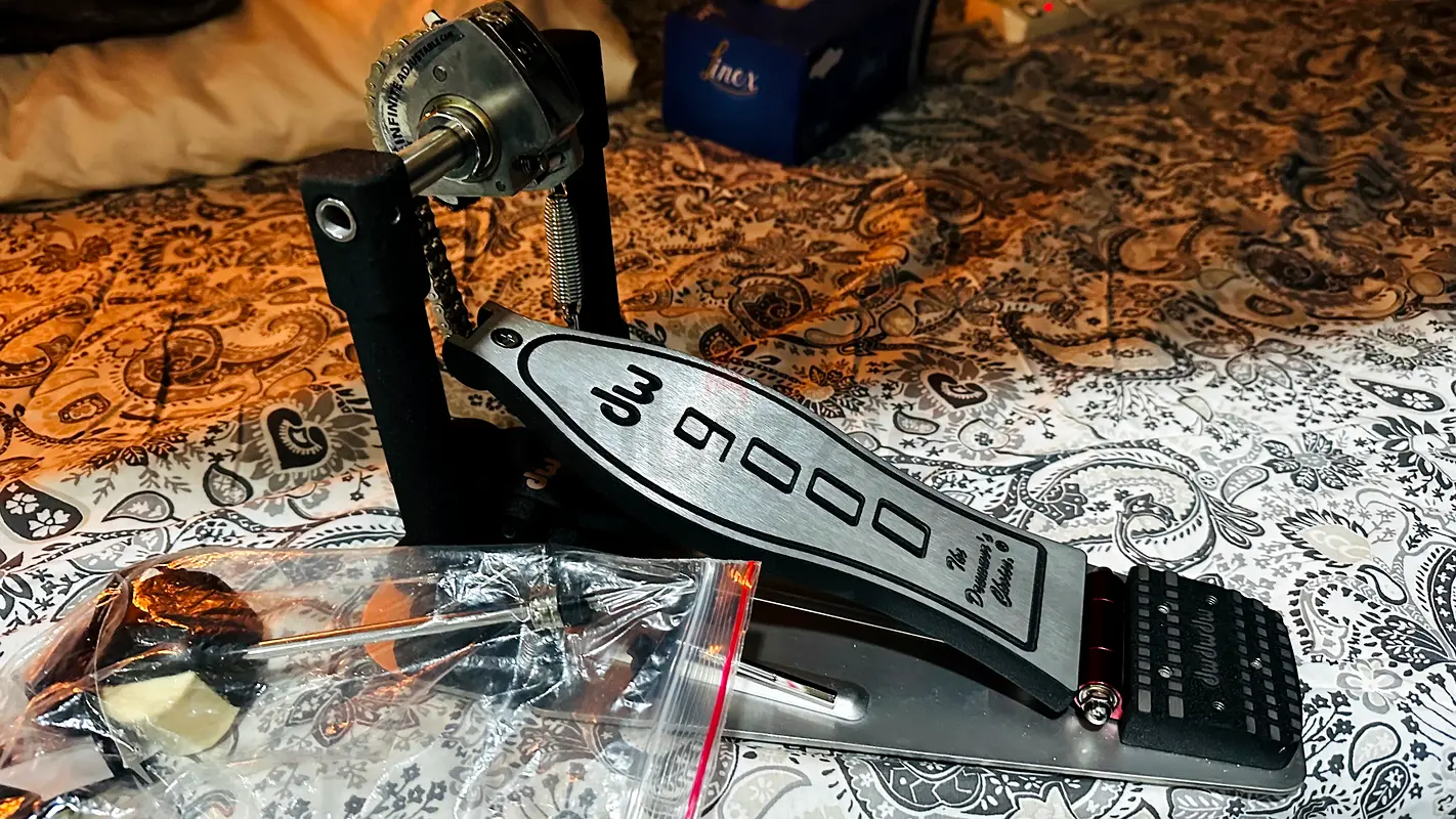 DW 9000 دواسة بيس طبول واحدة