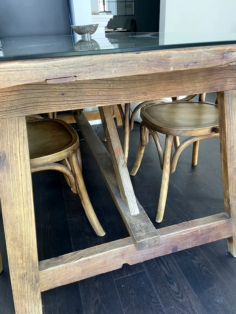 Elegant Wooden Dining Set  in Vintage Style From Marina Home63217328415874113