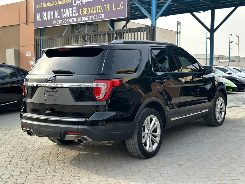 فورد إكسبلورر XLT 2018 - بـ 7 مقاعد | محرك V6 سعة 3.5 لتر وقوة 290 حصان | حالة ممتازة63149584027649111