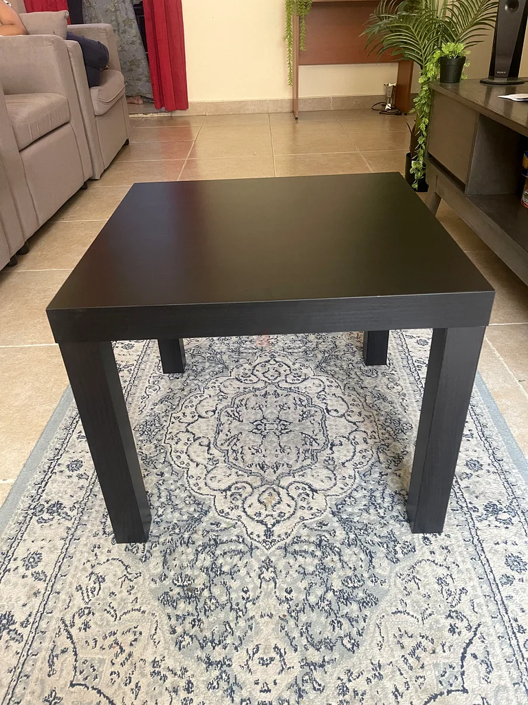طاولة شاي جديدة سوداء مربعة أنيقة - مثالية للمنازل العصرية! إيكيا63179390688769111