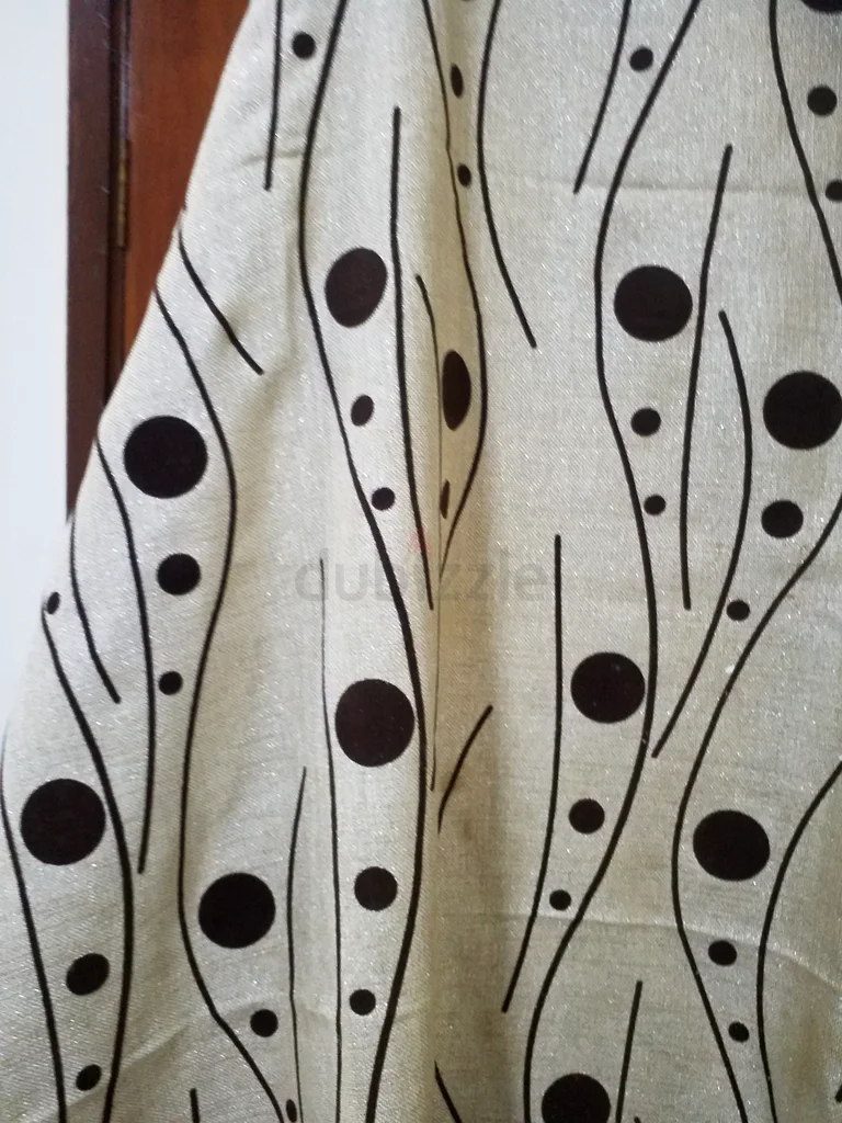 Curtain63220819740803114