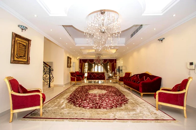 فيلا فاخرة (مباشرة من المالك)63130075082882114